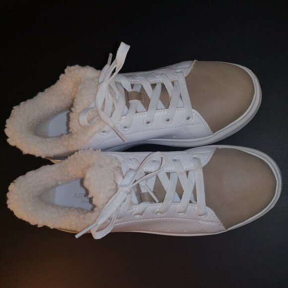 2 / $30.00 - Arizona Jean Co. Encore Ladies Sherpa Lined Size 8.5M Sneakers - Picture 3 of 8